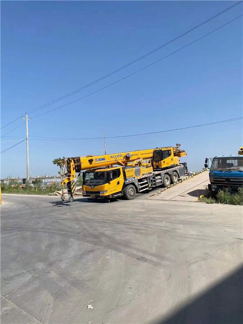 洛川县吊车作业时，可能会产生哪些额外收费项目？